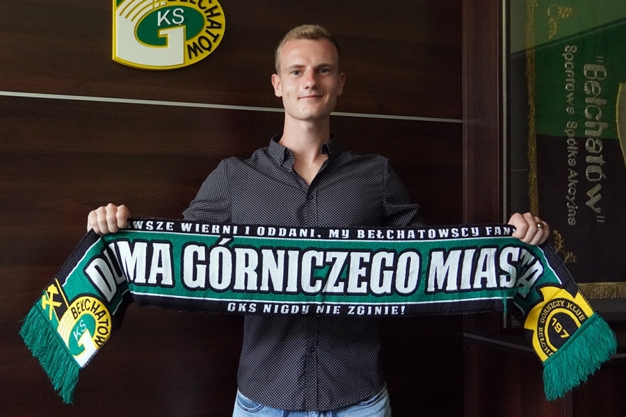 Mikołaj Gabor z kontraktem
